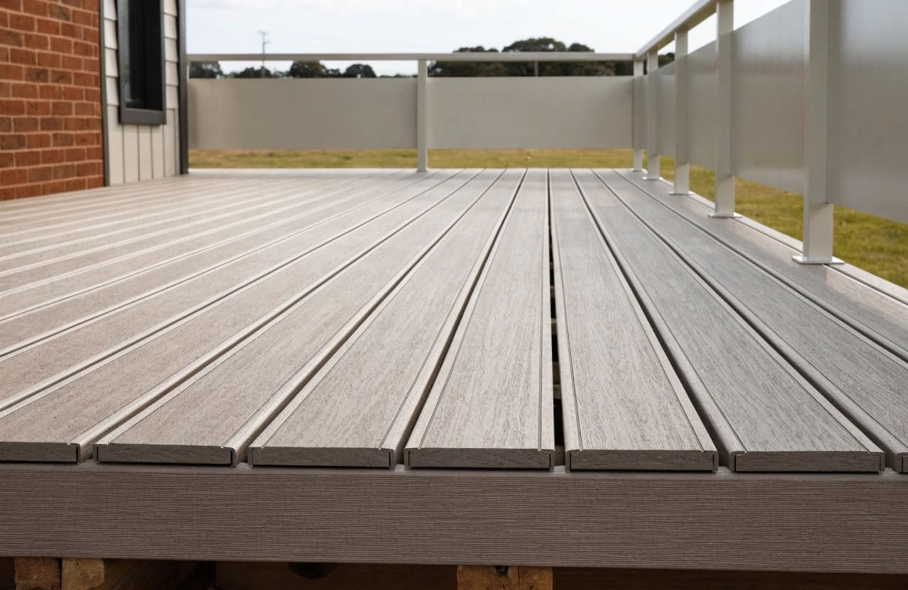 Newly built deck in an Ipswich backyard
