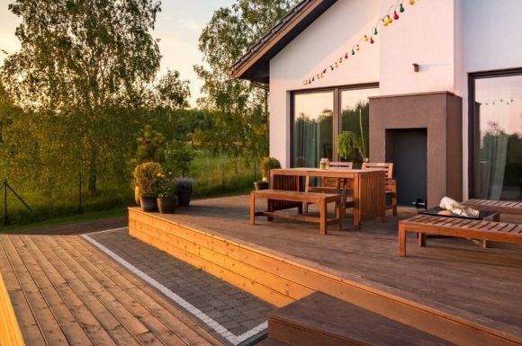 outdoor patio decking services provider